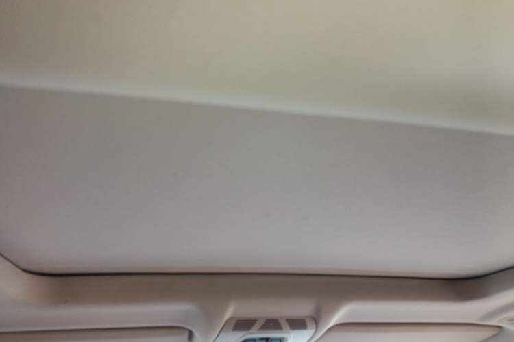 Used BMW X6 2015 xDrive35i Leading Model Headliner