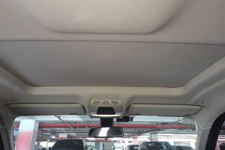 Used BMW X6 2015 xDrive35i Leading Model Headliner