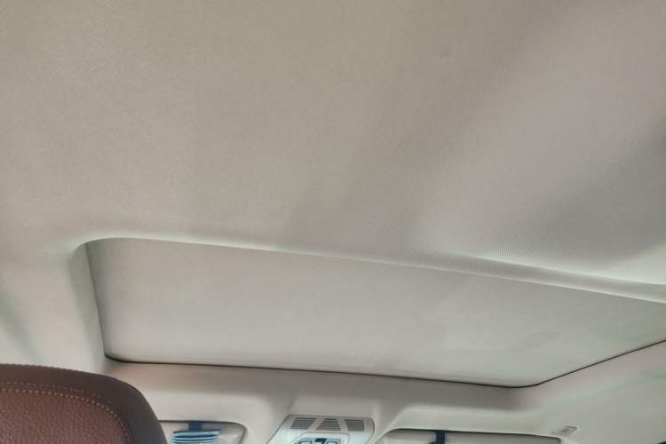 Used BMW X6 2015 xDrive28i Headliner