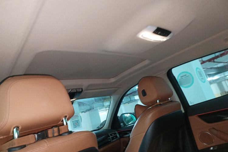 Used BMW X6 2015 xDrive28i Headliner