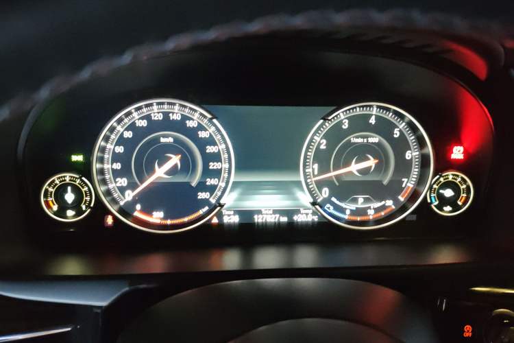 Used BMW X6 2015 xDrive35i Luxury Edition Instrument Cluster
