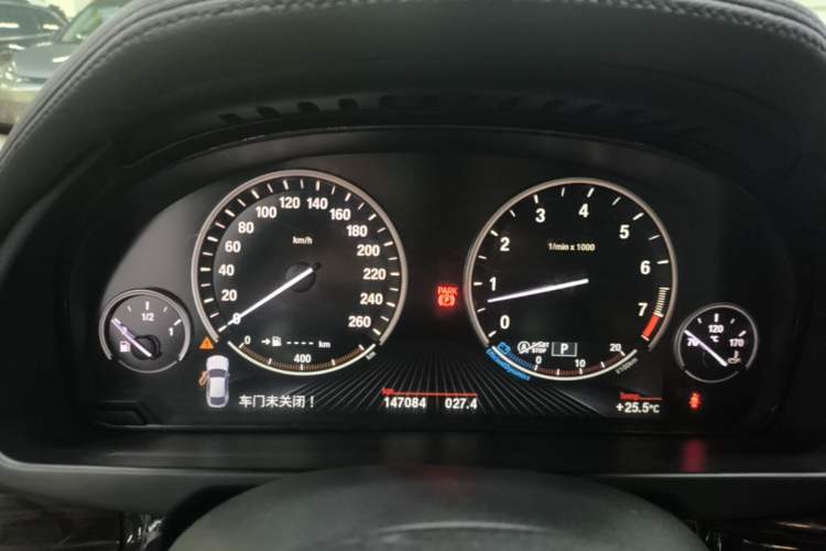 Used BMW X6 2015 xDrive35i Luxury Edition Instrument Cluster