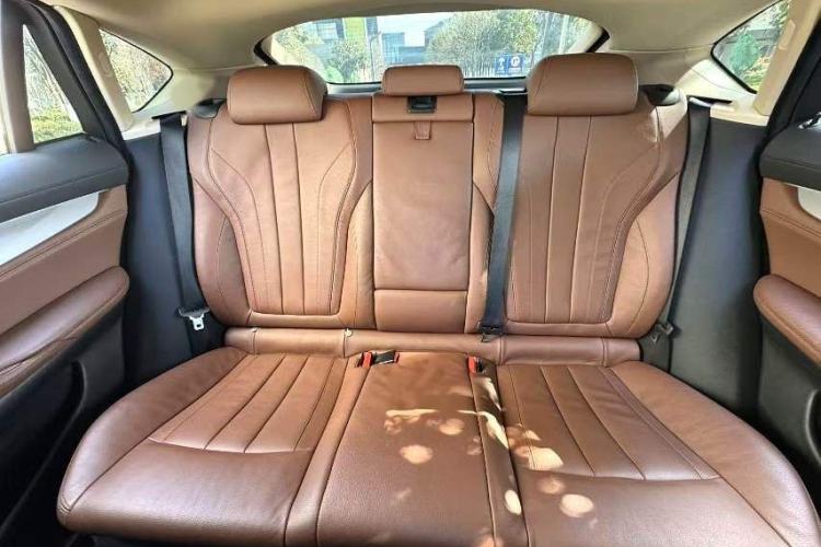Used BMW X6 2015 xDrive35i Leading Model Interior 7