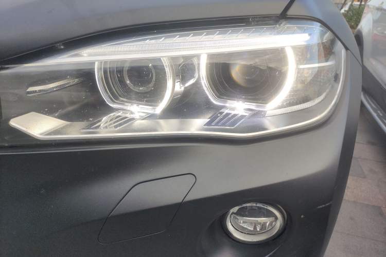 Used BMW X6 2015 xDrive28i Left Front Headlight