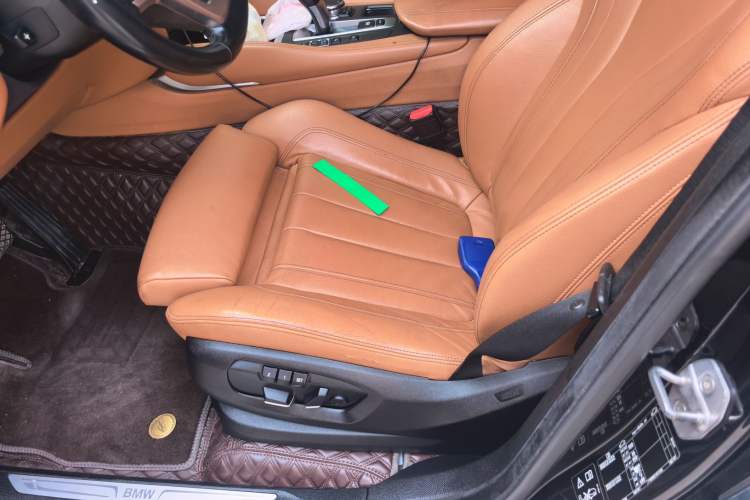 Used BMW X6 2015 xDrive28i Left Front Seat