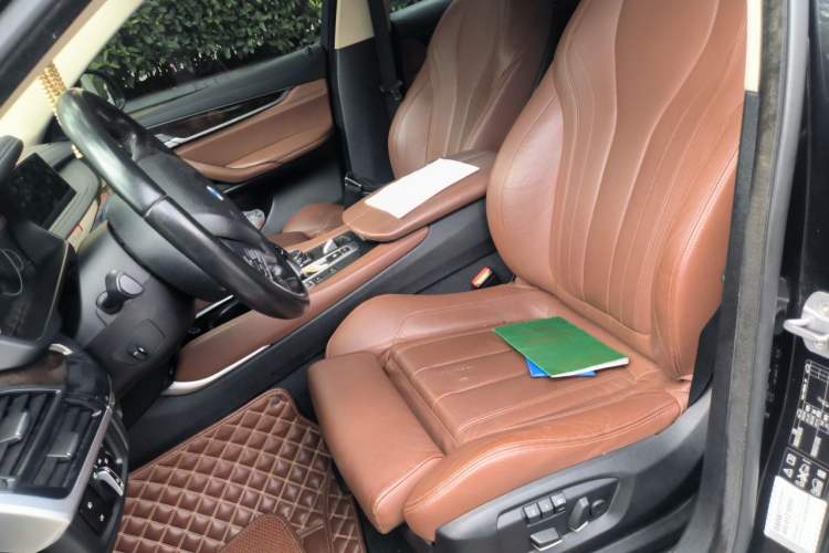 Used BMW X6 2015 xDrive28i Left Front Seat