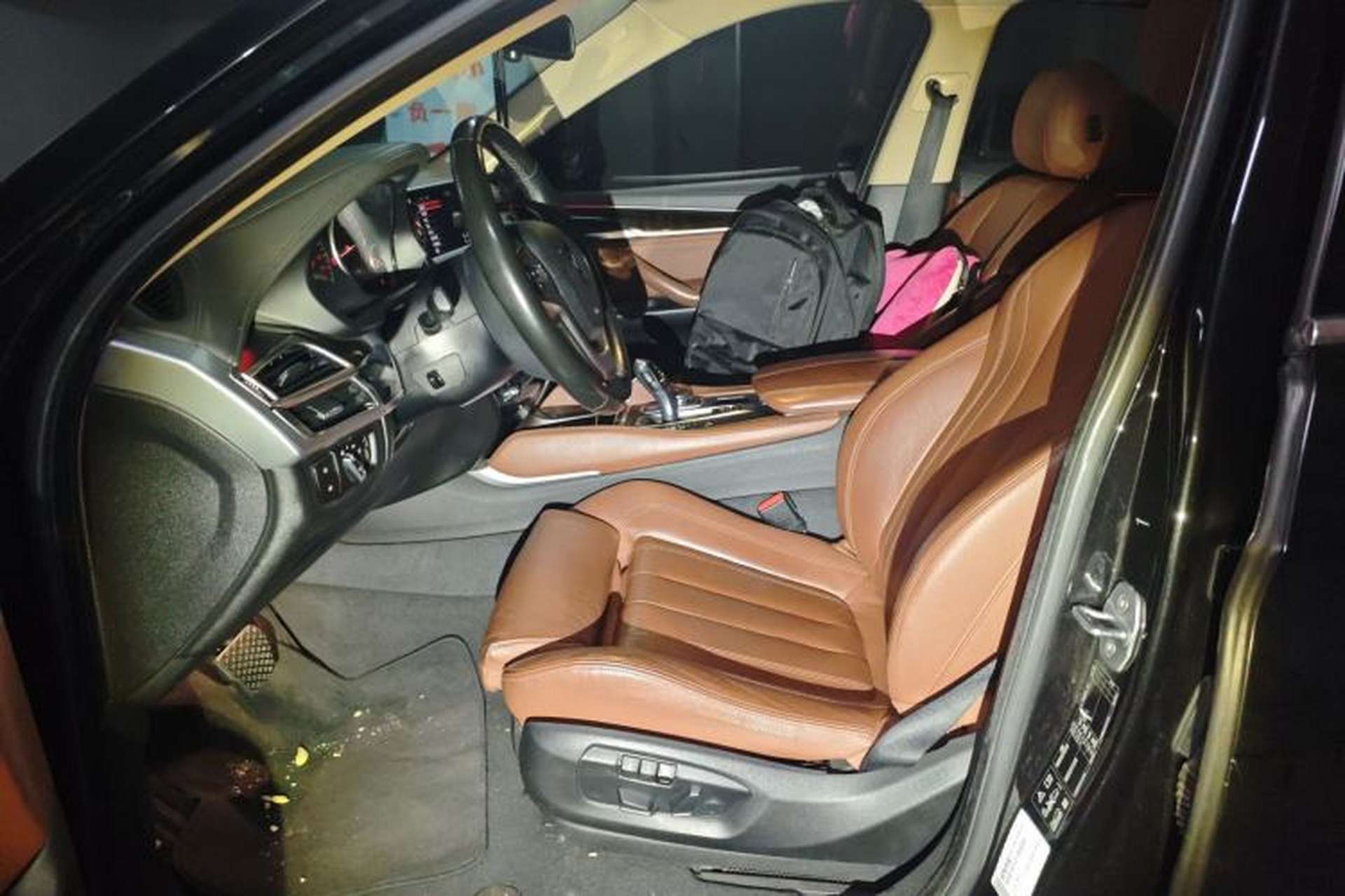 Used BMW X6 2015 xDrive28i Left Front Seat