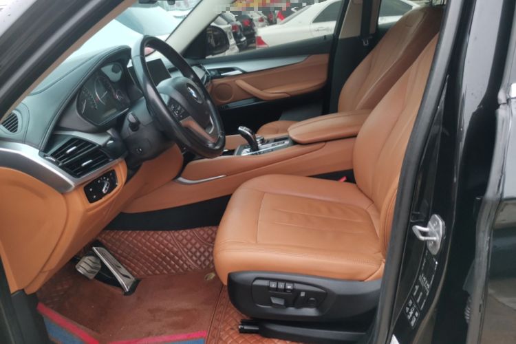 Used BMW X6 2015 xDrive35i Leading Model Left Front Seat