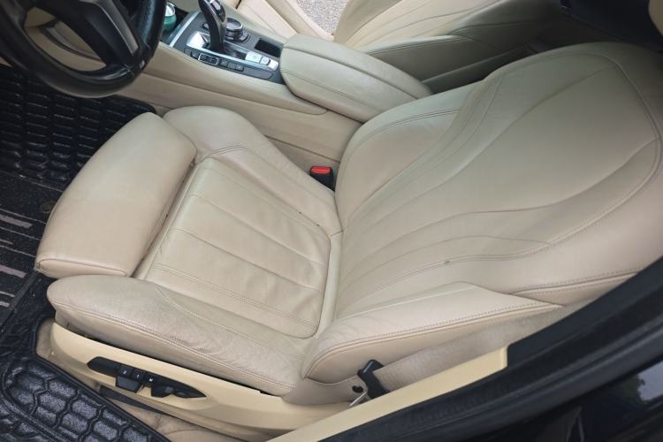 Used BMW X6 2015 xDrive35i Luxury Edition Left Front Seat