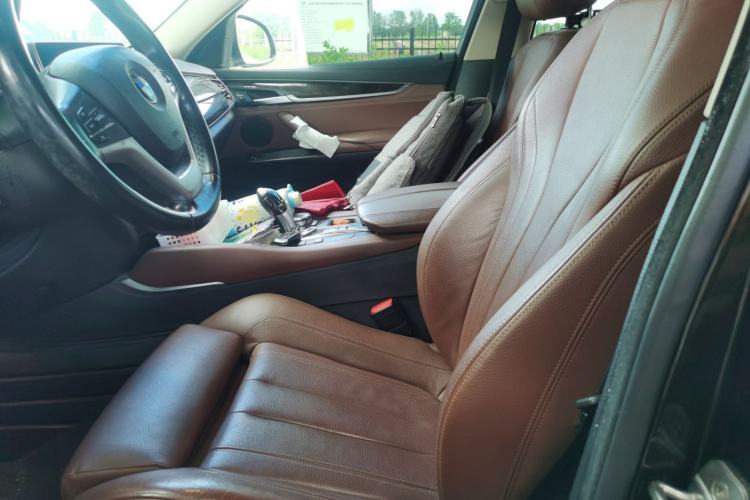 Used BMW X6 2015 xDrive28i Left Front Seat
