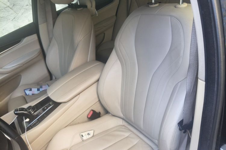 Used BMW X6 2015 xDrive35i Leading Model Left Front Seat