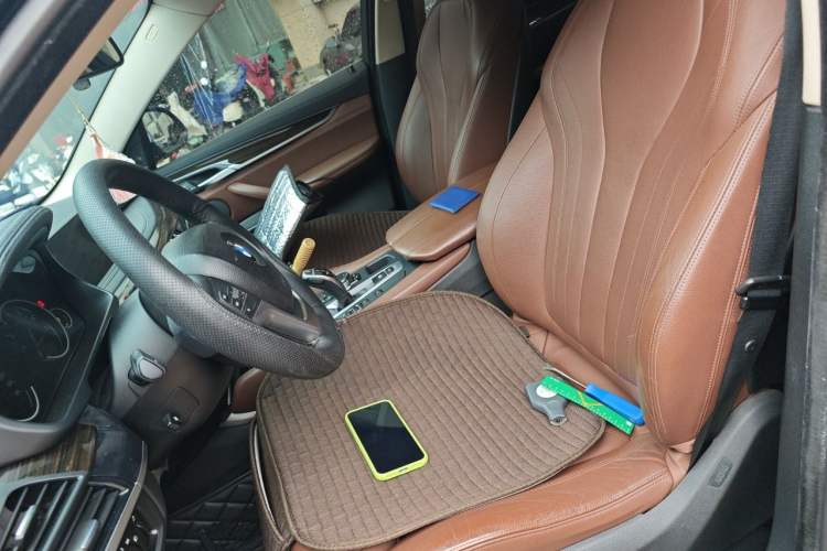 Used BMW X6 2015 xDrive35i Luxury Edition Left Front Seat