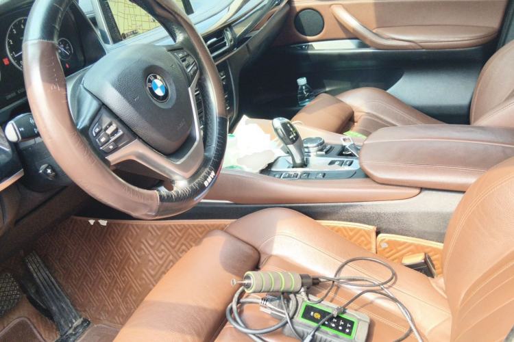 Used BMW X6 2015 xDrive28i Left Front Seat
