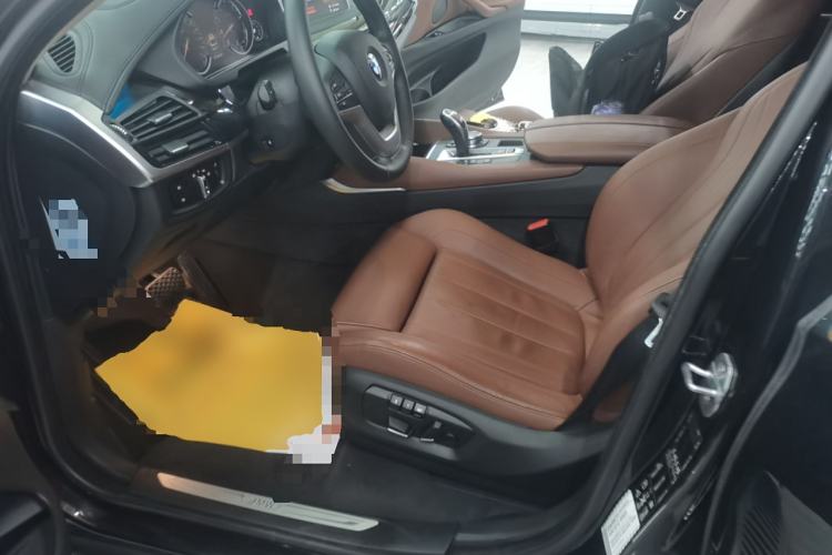 Used BMW X6 2015 xDrive35i Luxury Edition Left Front Seat