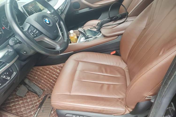 Used BMW X6 2015 xDrive35i Leading Model Left Front Seat