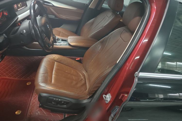 Used BMW X6 2015 xDrive35i Leading Model Left Front Seat