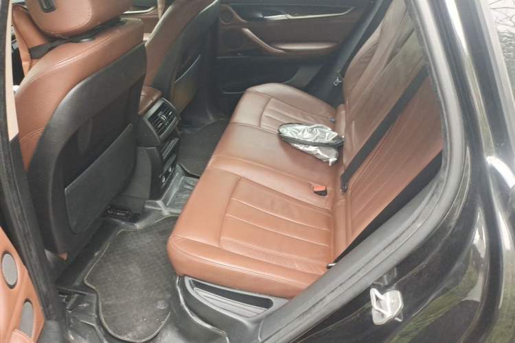 Used BMW X6 2015 xDrive35i Luxury Edition Left Rear Seat