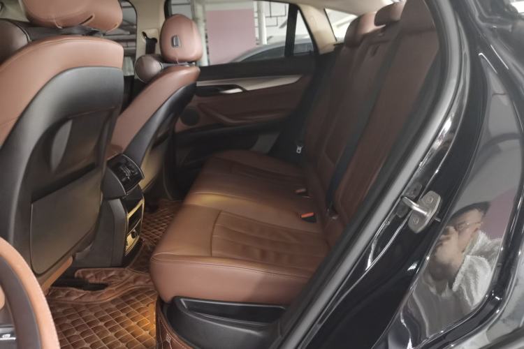 Used BMW X6 2015 xDrive35i Leading Model Left Rear Seat