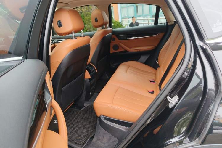Used BMW X6 2015 xDrive35i Luxury Edition Left Rear Seat