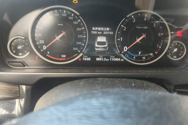 Used BMW X6 2015 xDrive35i Leading Model Odometer Close Up