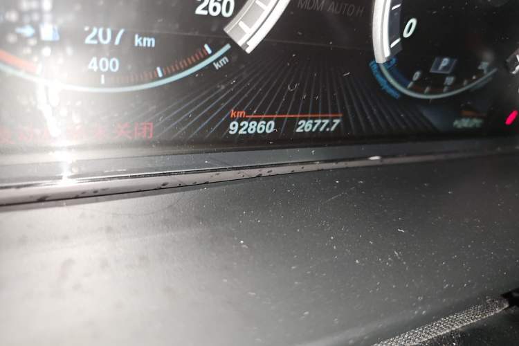 Used BMW X6 2015 xDrive35i Luxury Edition Odometer Close Up