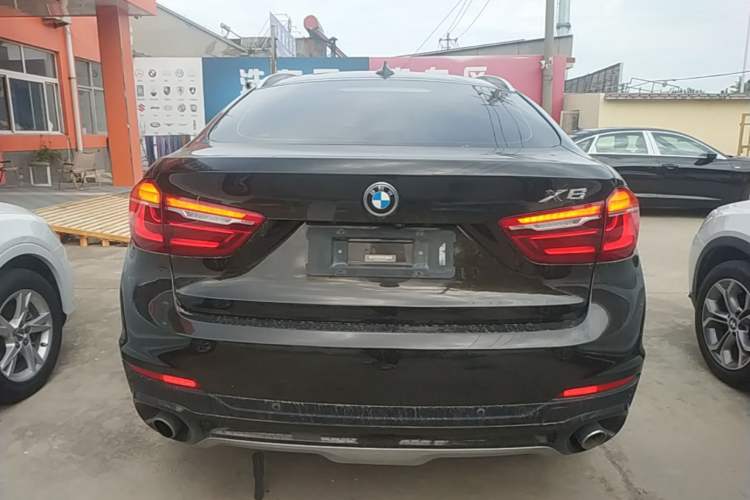 Used BMW X6 2015 xDrive28i Rear