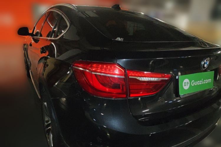 Used BMW X6 2015 xDrive35i Leading Model Rear Left 45 Deg