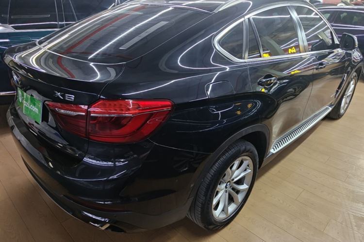 Used BMW X6 2015 xDrive28i Rear Right 45 Deg