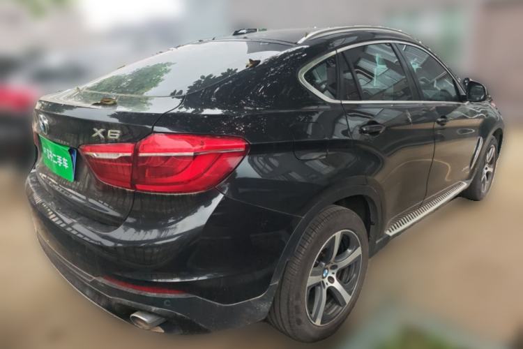 Used BMW X6 2015 xDrive35i Leading Model Rear Right 45 Deg