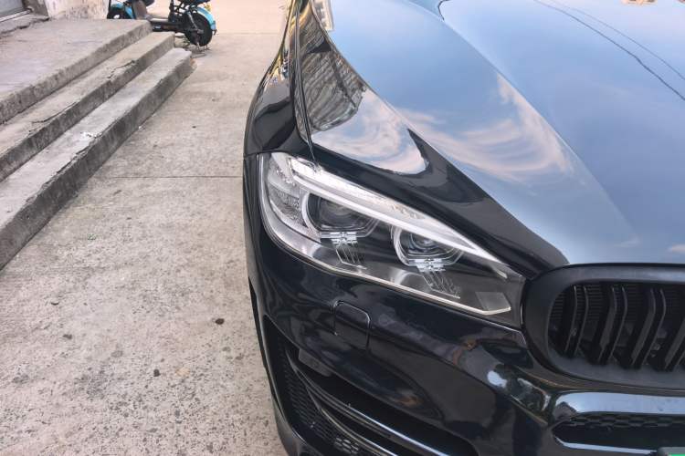Used BMW X6 2015 xDrive28i Right Front Headlight