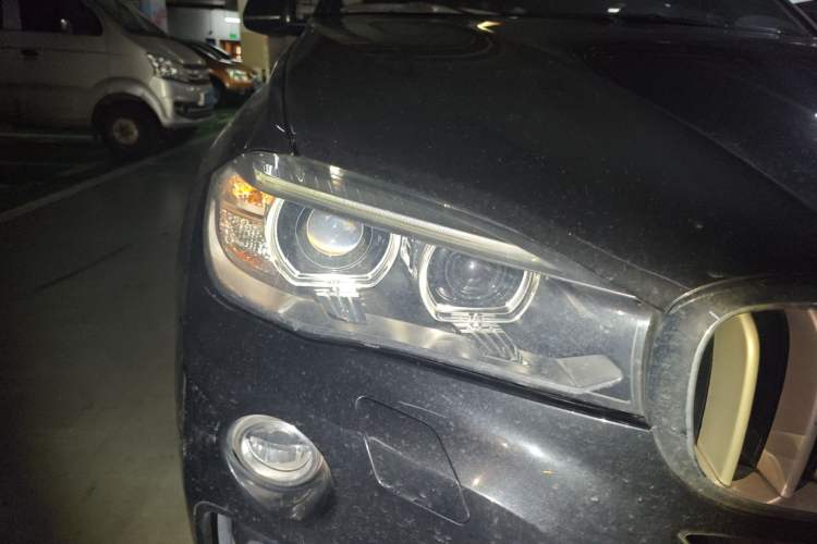 Used BMW X6 2015 xDrive28i Right Front Headlight