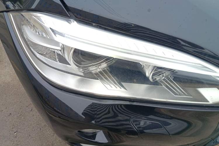 Used BMW X6 2015 xDrive35i Leading Model Right Front Headlight