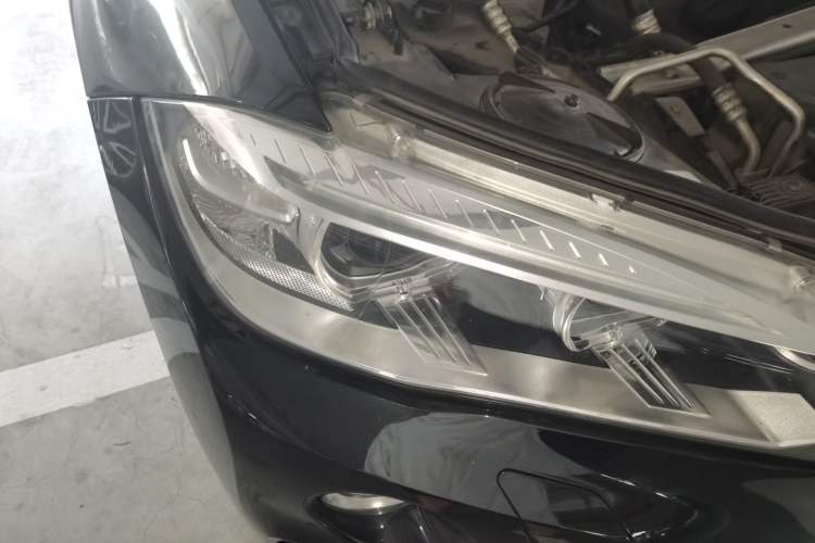 Used BMW X6 2015 xDrive35i Leading Model Right Front Headlight