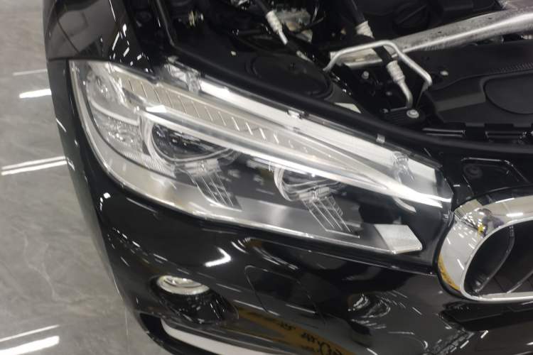 Used BMW X6 2015 xDrive35i Luxury Edition Right Front Headlight