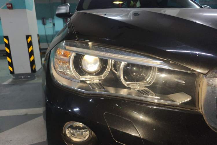 Used BMW X6 2015 xDrive35i Leading Model Right Front Headlight