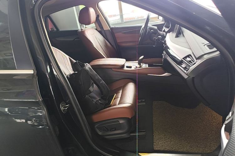 Used BMW X6 2015 xDrive35i Leading Model Right Front Seat