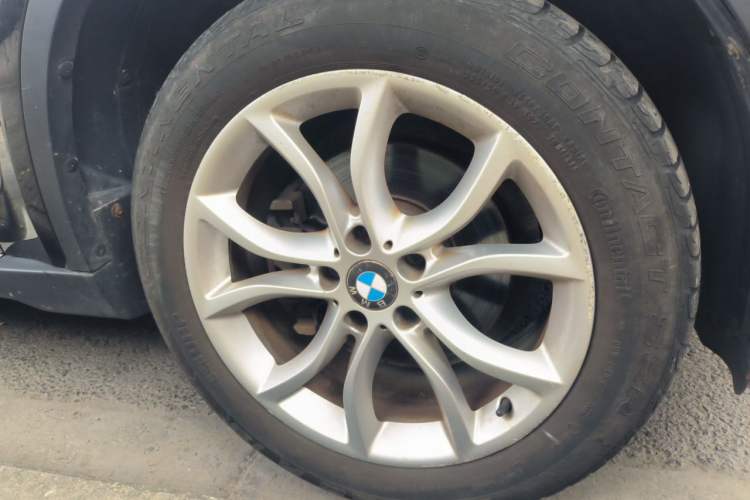 Used BMW X6 2015 xDrive28i Right Front Wheel Hub