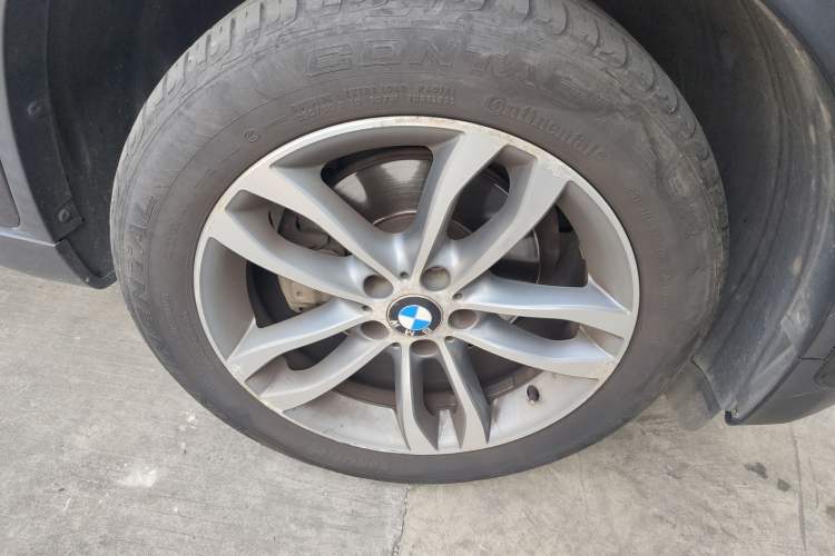 Used BMW X6 2015 xDrive35i Leading Model Right Front Wheel Hub