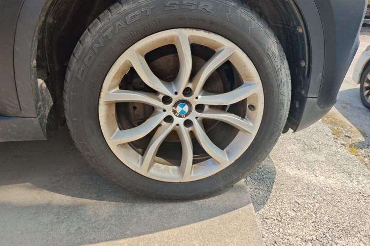 Used BMW X6 2015 xDrive35i Leading Model Right Front Wheel Hub