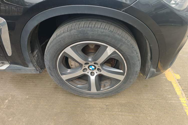 Used BMW X6 2015 xDrive35i Leading Model Right Front Wheel Hub