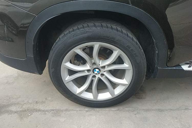 Used BMW X6 2015 xDrive28i Right Rear Wheel Hub