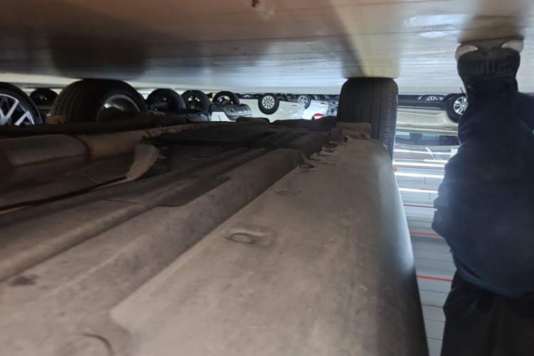 Used BMW X6 2015 xDrive28i Right Side Sill