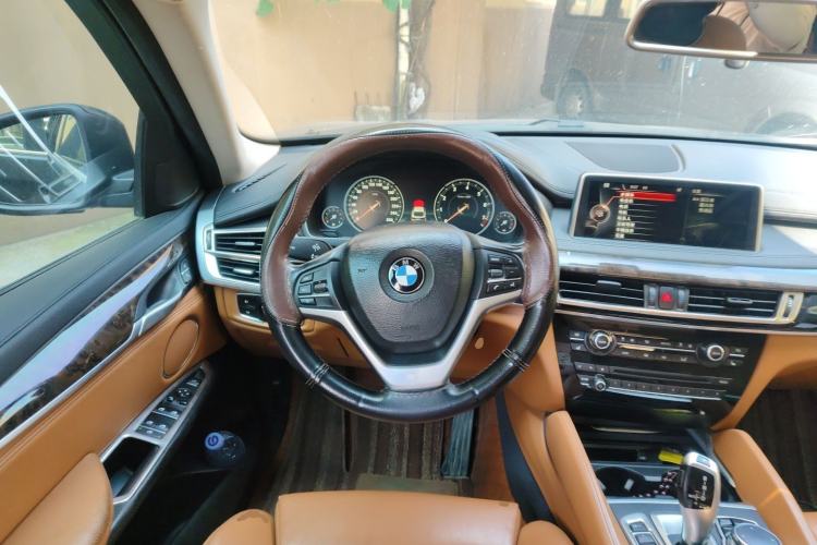 Used BMW X6 2015 xDrive28i Steering Wheel