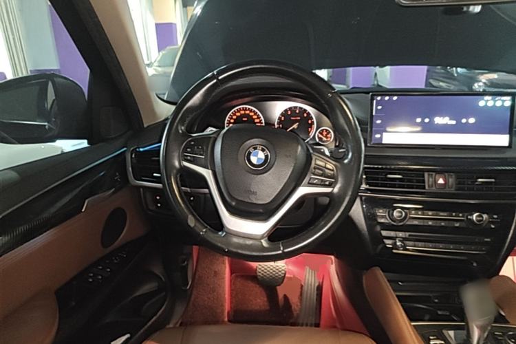 Used BMW X6 2015 xDrive35i Leading Model Steering Wheel
