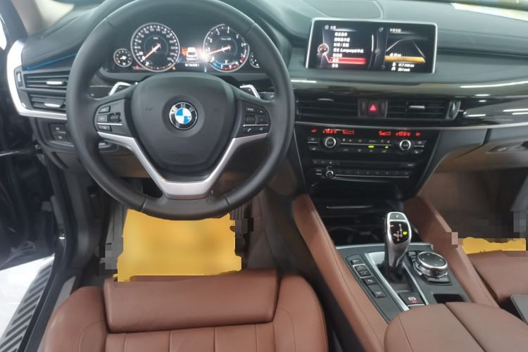 Used BMW X6 2015 xDrive35i Luxury Edition Steering Wheel