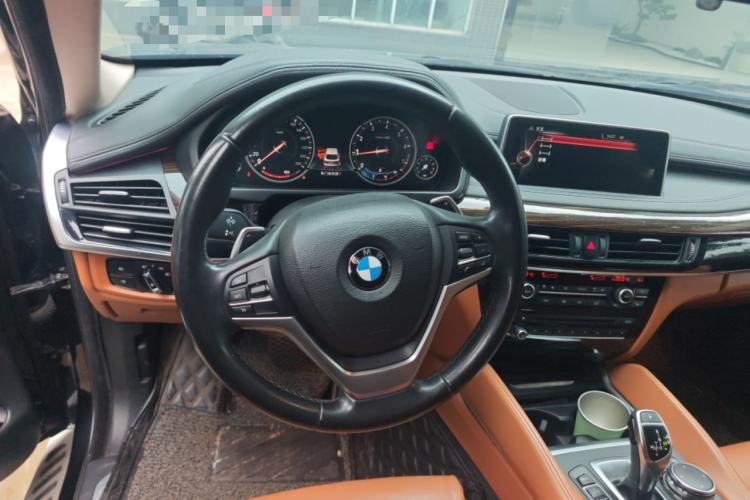 Used BMW X6 2015 xDrive35i Leading Model Steering Wheel