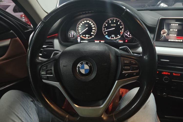 Used BMW X6 2015 xDrive35i Leading Model Steering Wheel