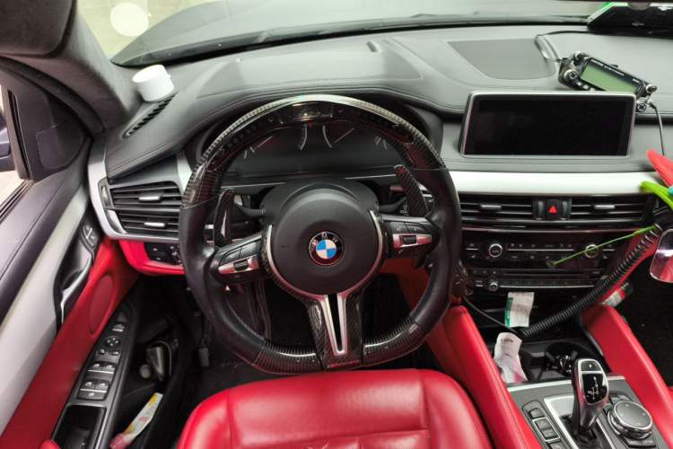 Used BMW X6 2015 xDrive35i Leading Model Steering Wheel