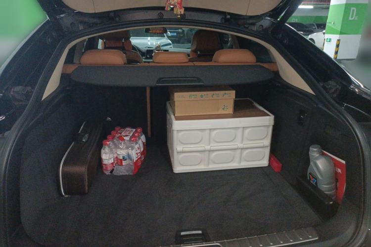 Used BMW X6 2015 xDrive35i Leading Model Trunk