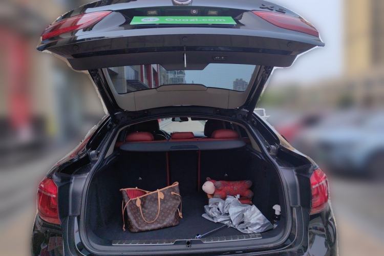 Used BMW X6  Trunk